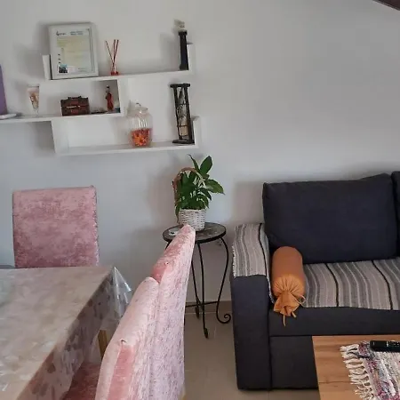 Clementina Sunrise Apartment Orebic