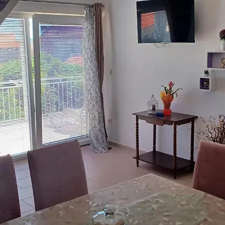 Clementina Sunrise Apartment