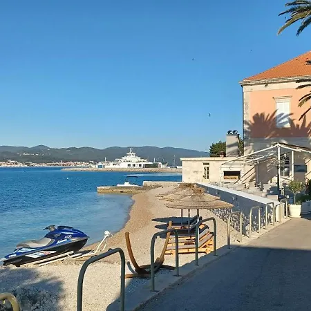 Clementina Sunrise Apartment Orebic