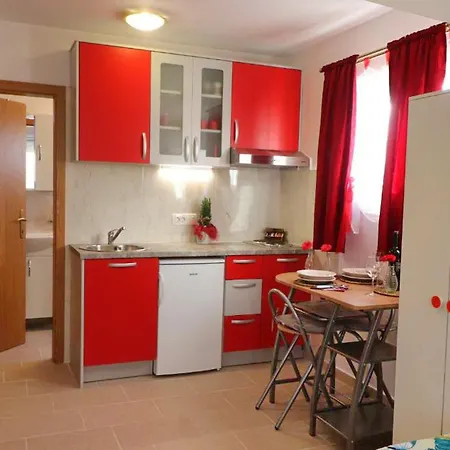 Clementina Sunrise Apartment *