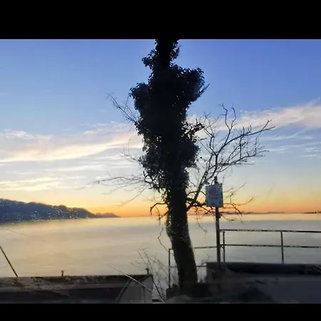 Clementina Sunrise Apartment