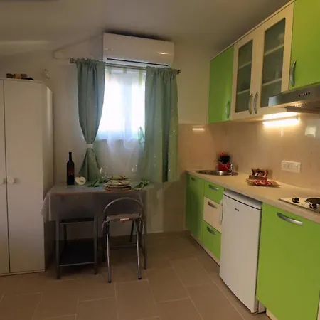 Apartment Clementina Sunrise *