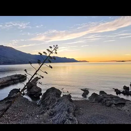 Clementina Sunrise Apartmán *